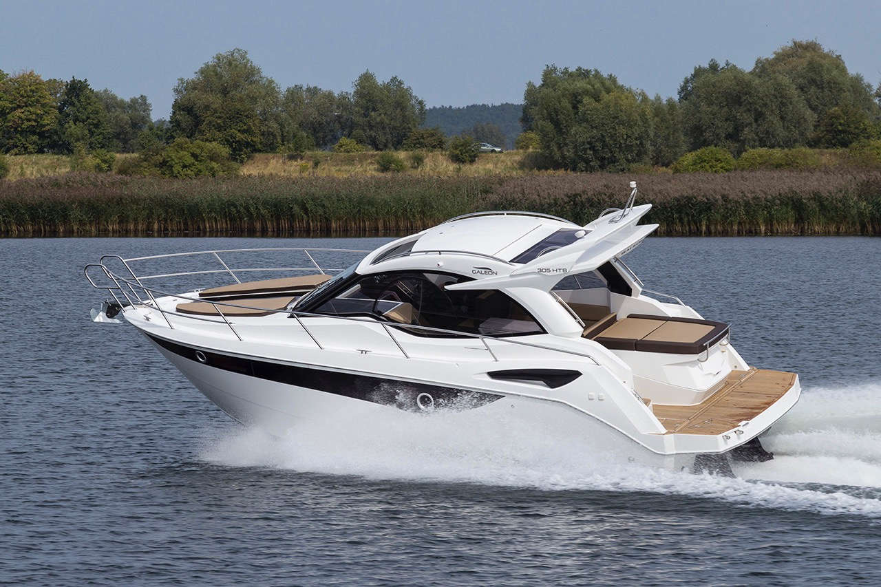 Galeon 305 HTS External image 6