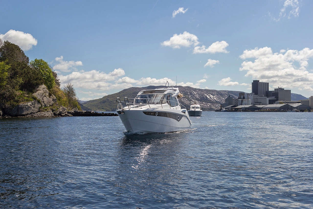 Galeon 305 HTS External image 19