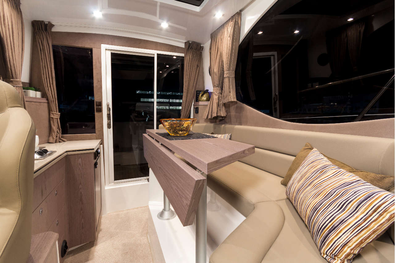 Galeon 310 HTC Internal image 18