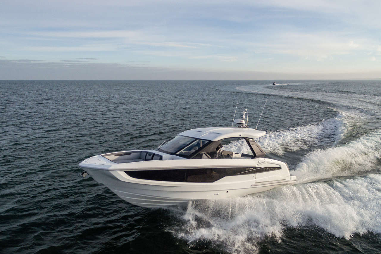 Galeon 325 GTO External image 11