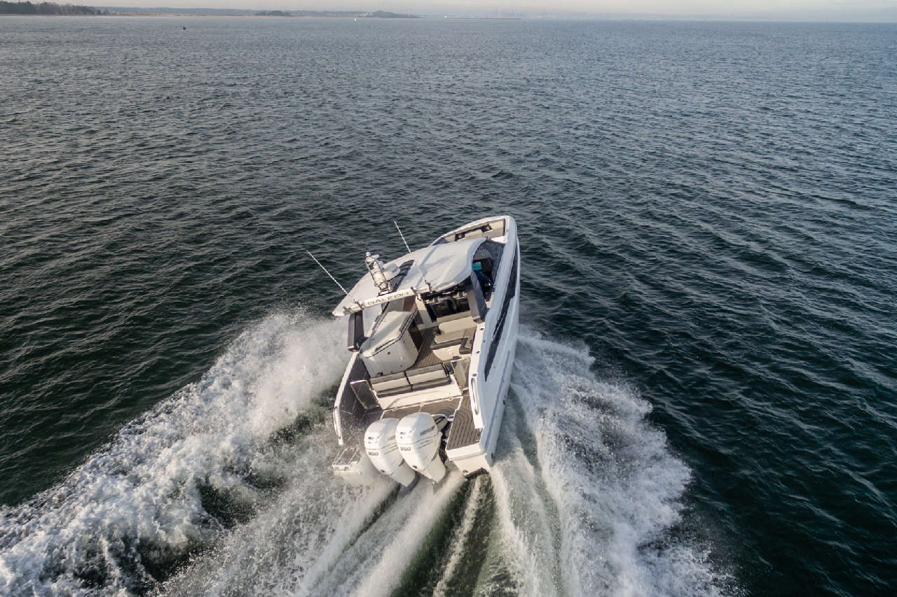 Galeon 325 GTO External image 6