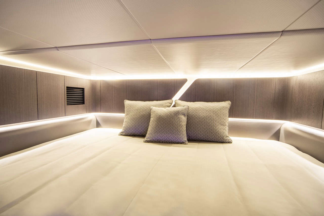 Galeon 325 GTO Internal image 7