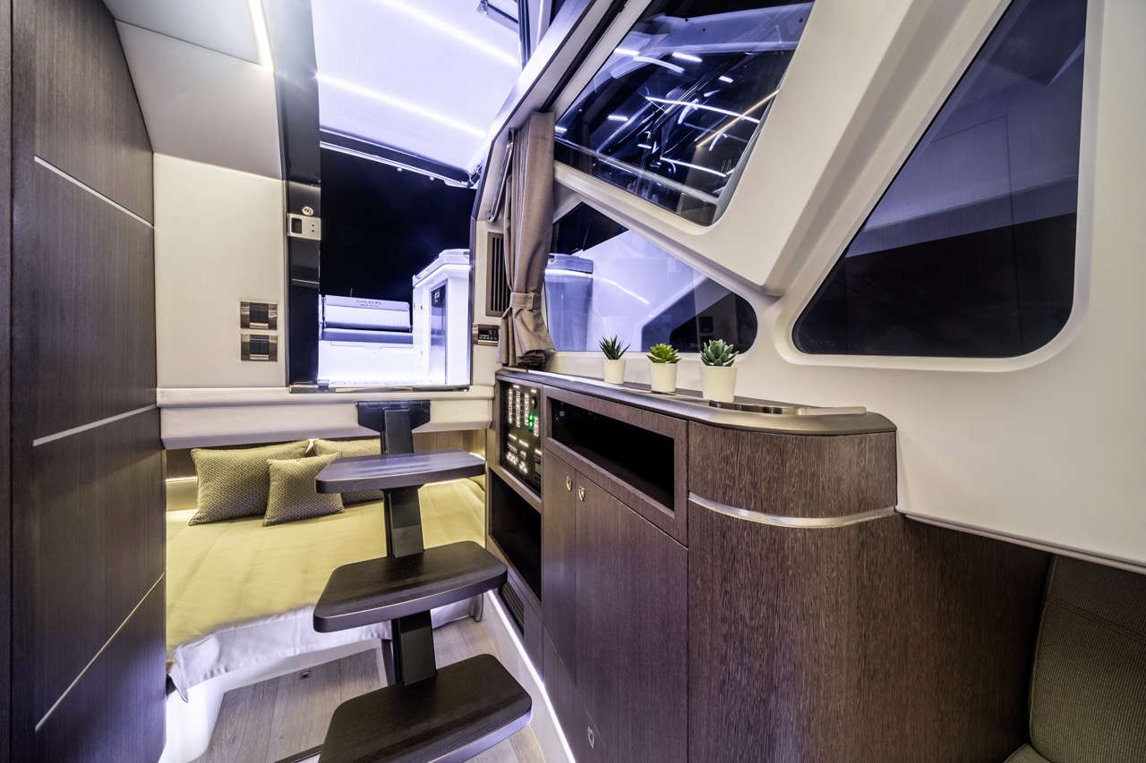 Galeon 325 GTO Internal image 9