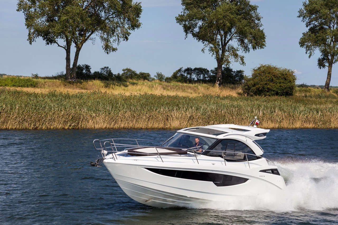 Galeon 335 HTS External image 11