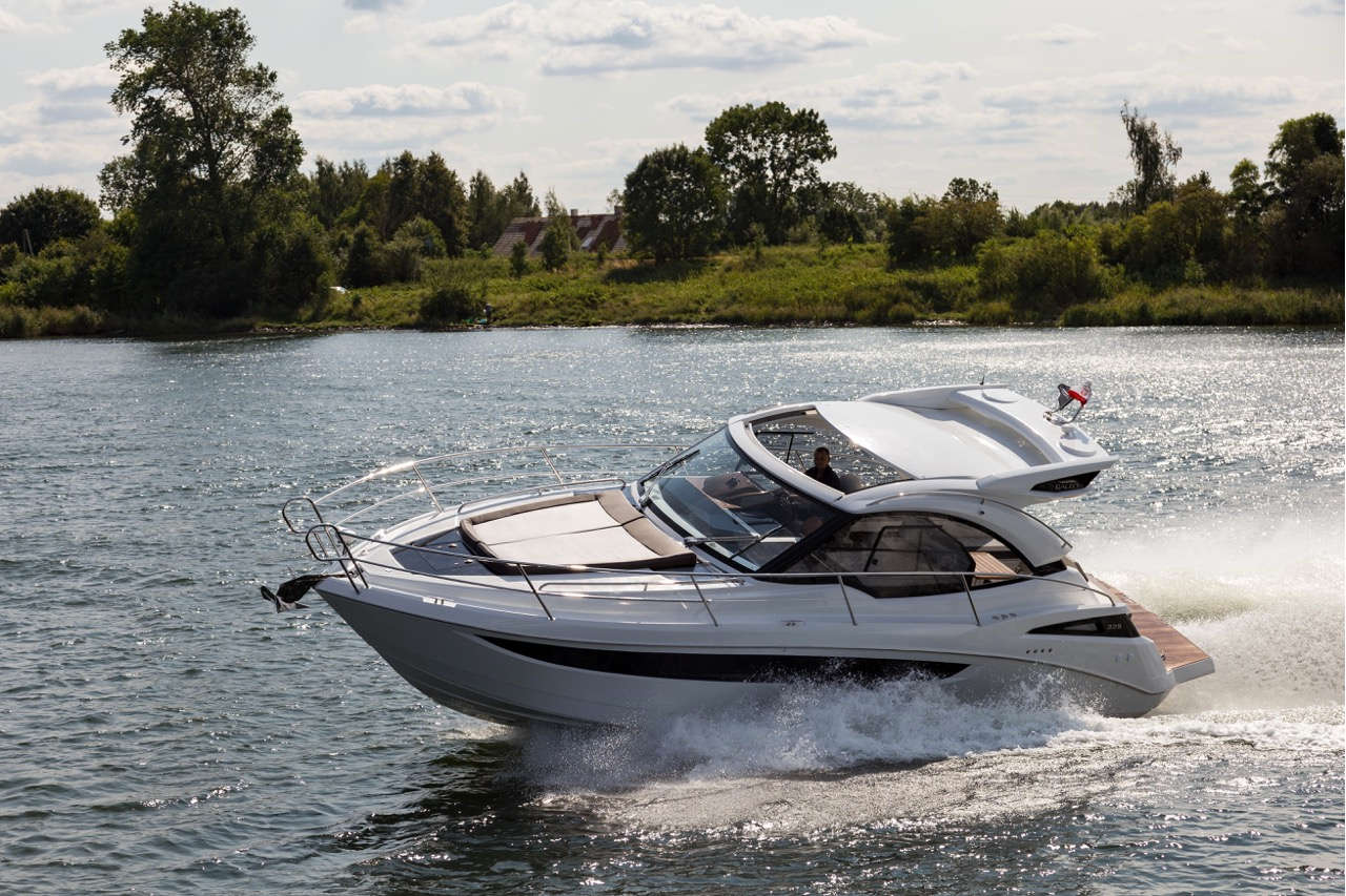 Galeon 335 HTS External image 12