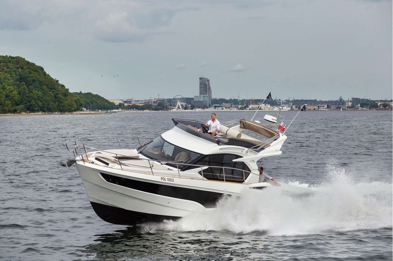 Galeon 360 FLY External image 6