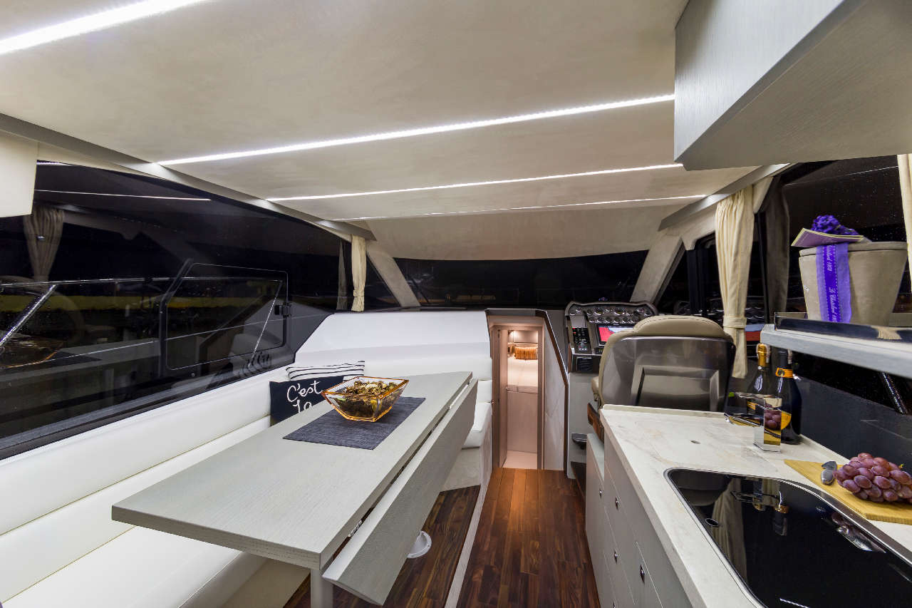 Galeon 360 FLY Internal image 20