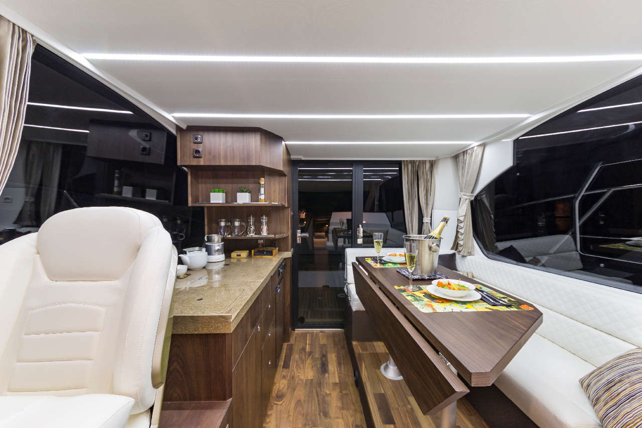 Galeon 360 FLY Internal image 25