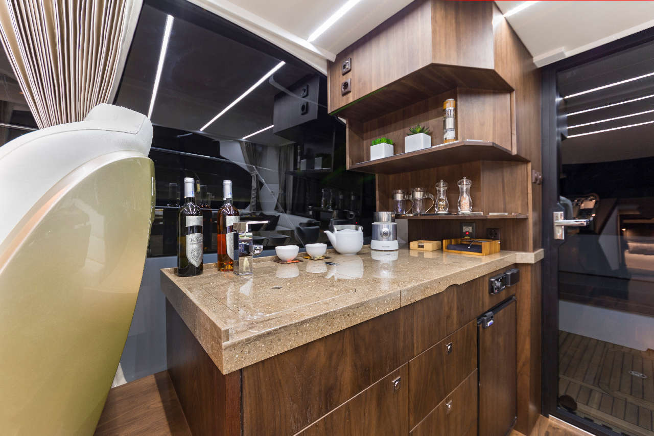 Galeon 360 FLY Internal image 26