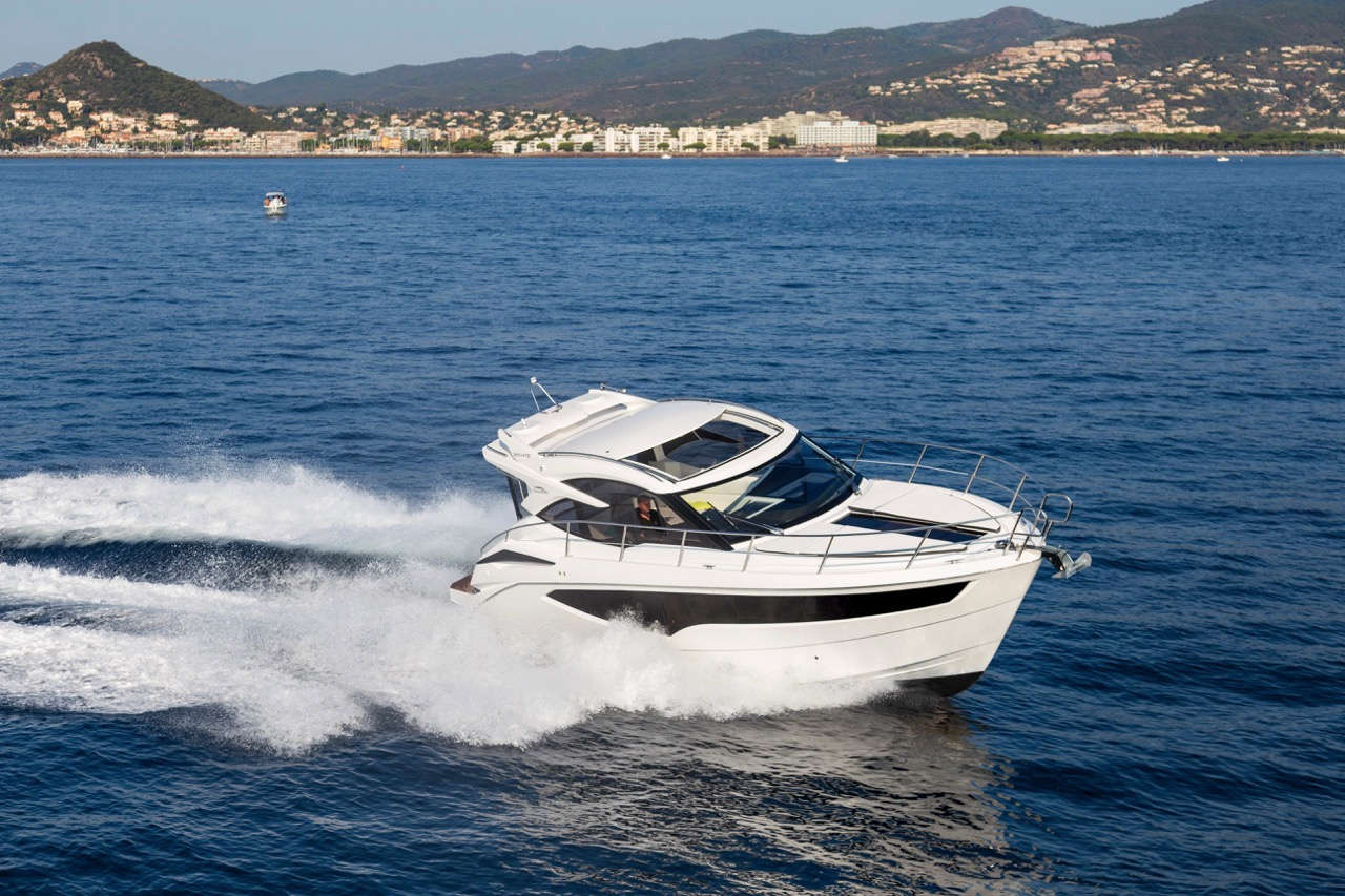Galeon 365 HTS External image 6