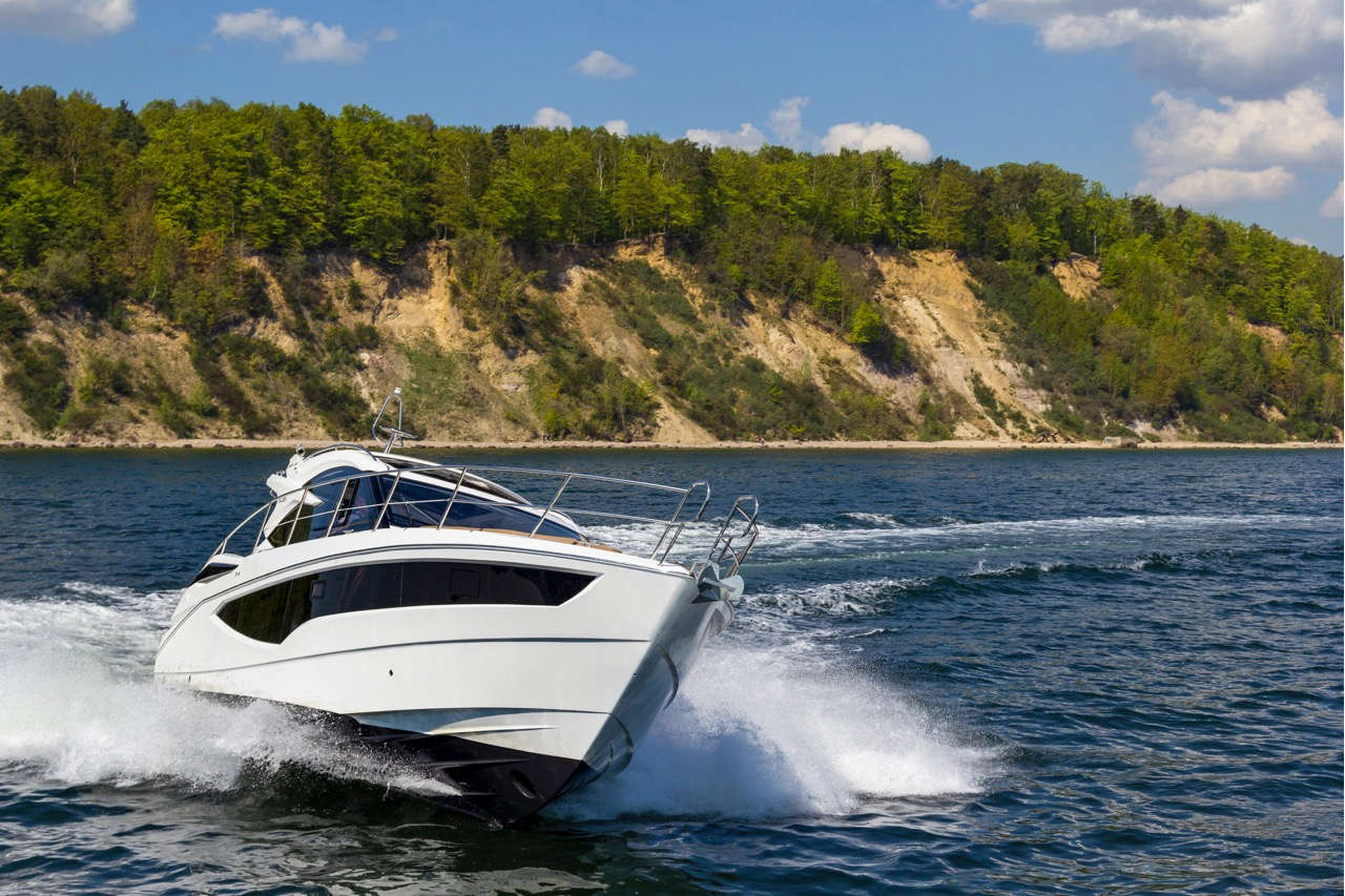 Galeon 365 HTS External image 20