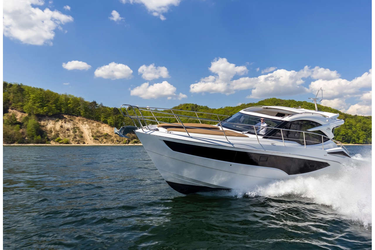 Galeon 365 HTS External image 23