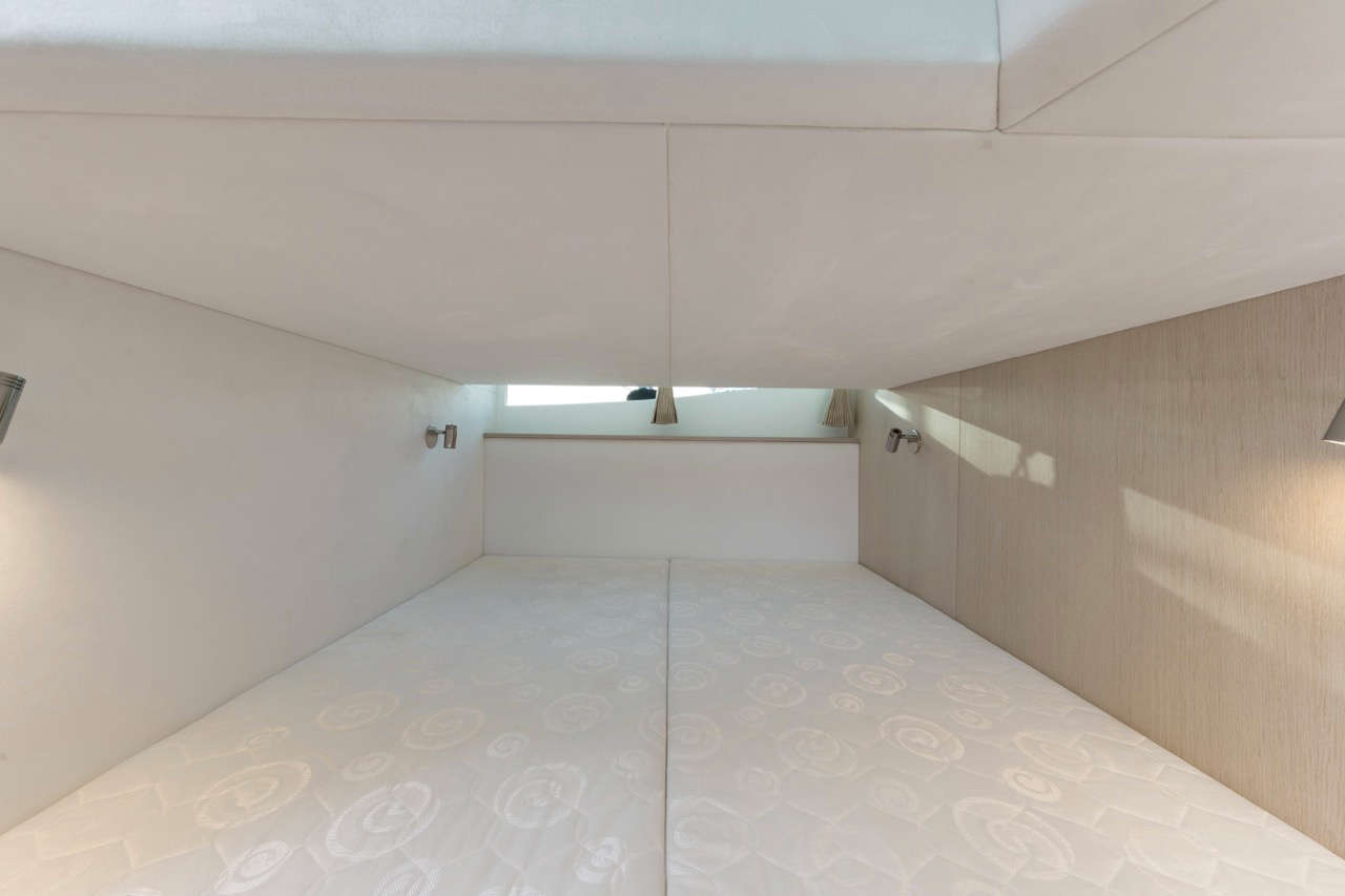 Galeon 365 HTS Internal image 24