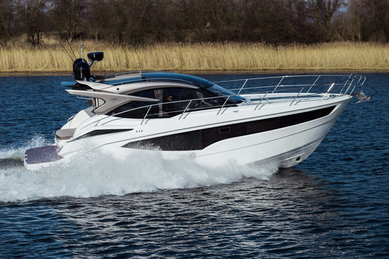 Galeon 365 HTS External image 24