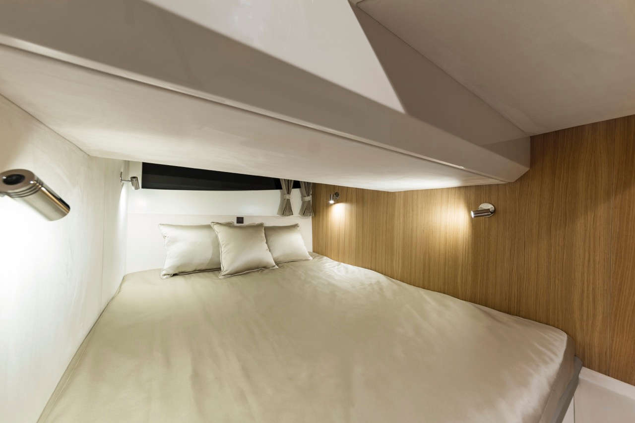 Galeon 370 HTC Internal image 5