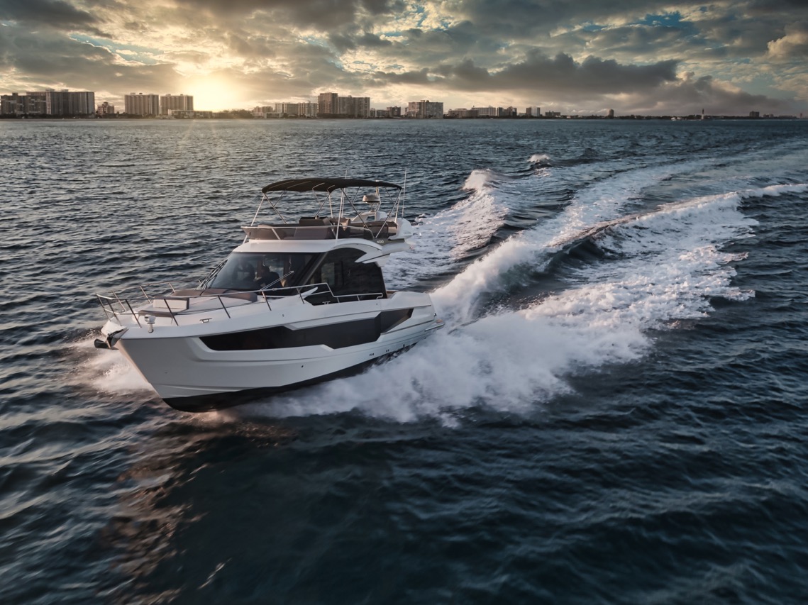 Galeon 400 FLY External image 10