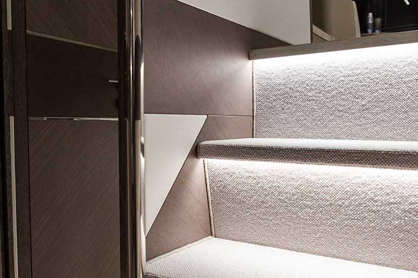 Galeon 440 FLY Details image 4