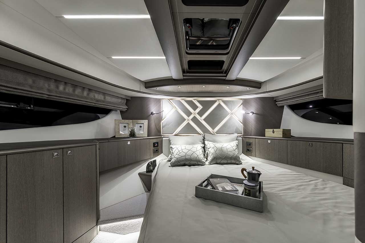 Galeon 440 FLY Internal image 2