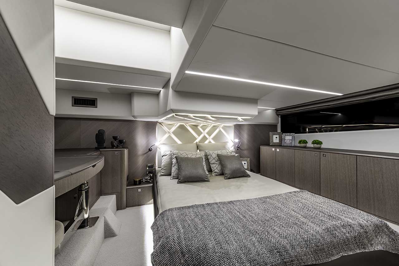 Galeon 440 FLY Internal image 6