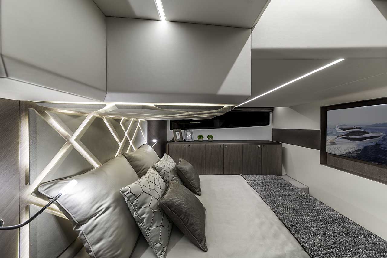 Galeon 440 FLY Internal image 7