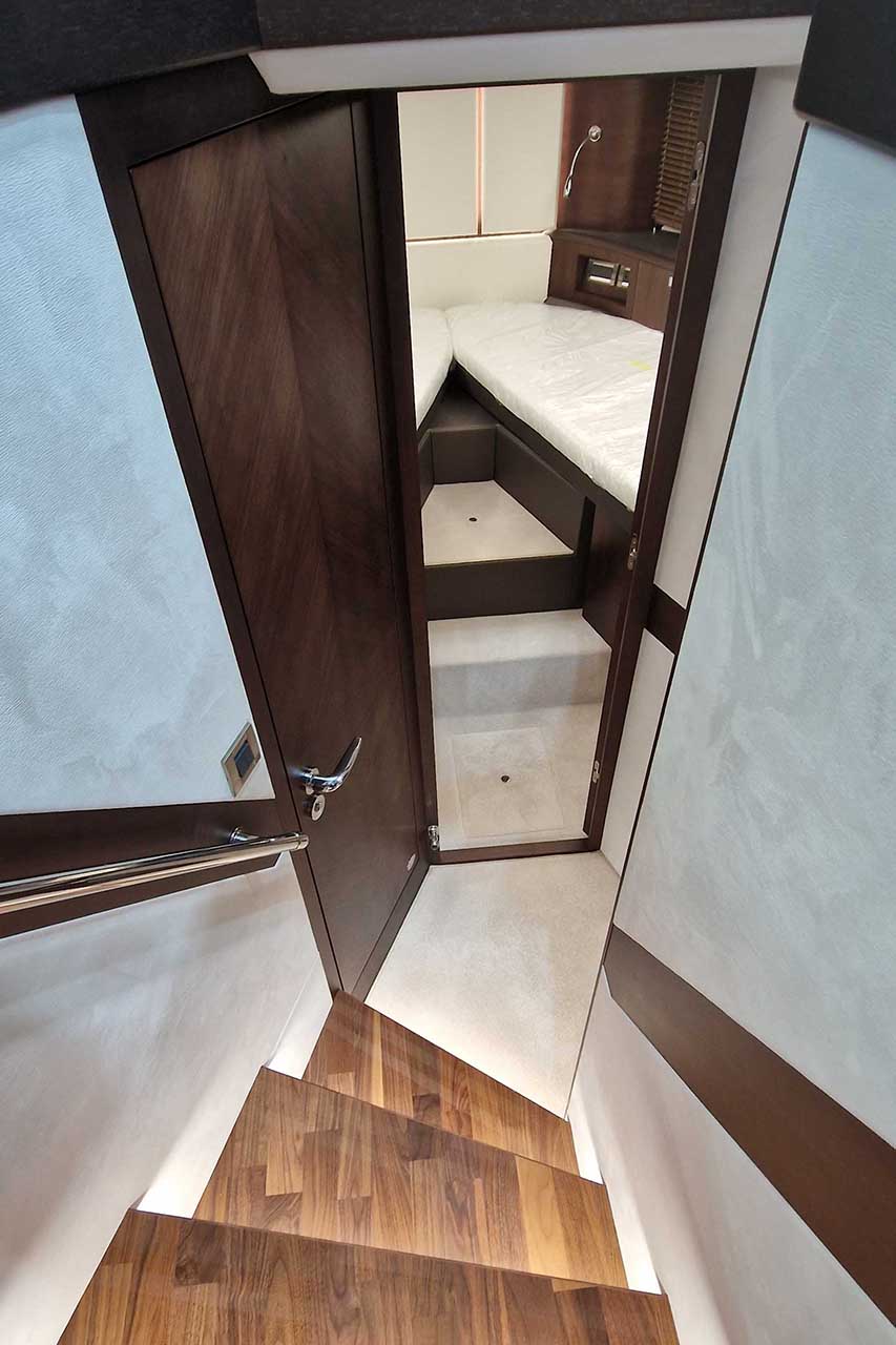 Galeon 440 FLY External image 7