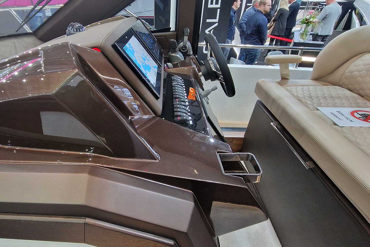 Galeon 440 FLY External image 5