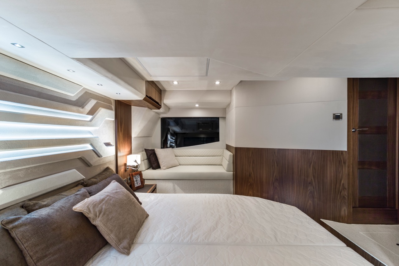 Galeon 460 FLY Internal image 18