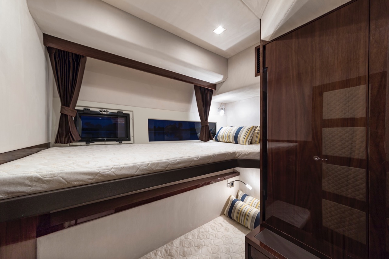 Galeon 460 FLY Internal image 20