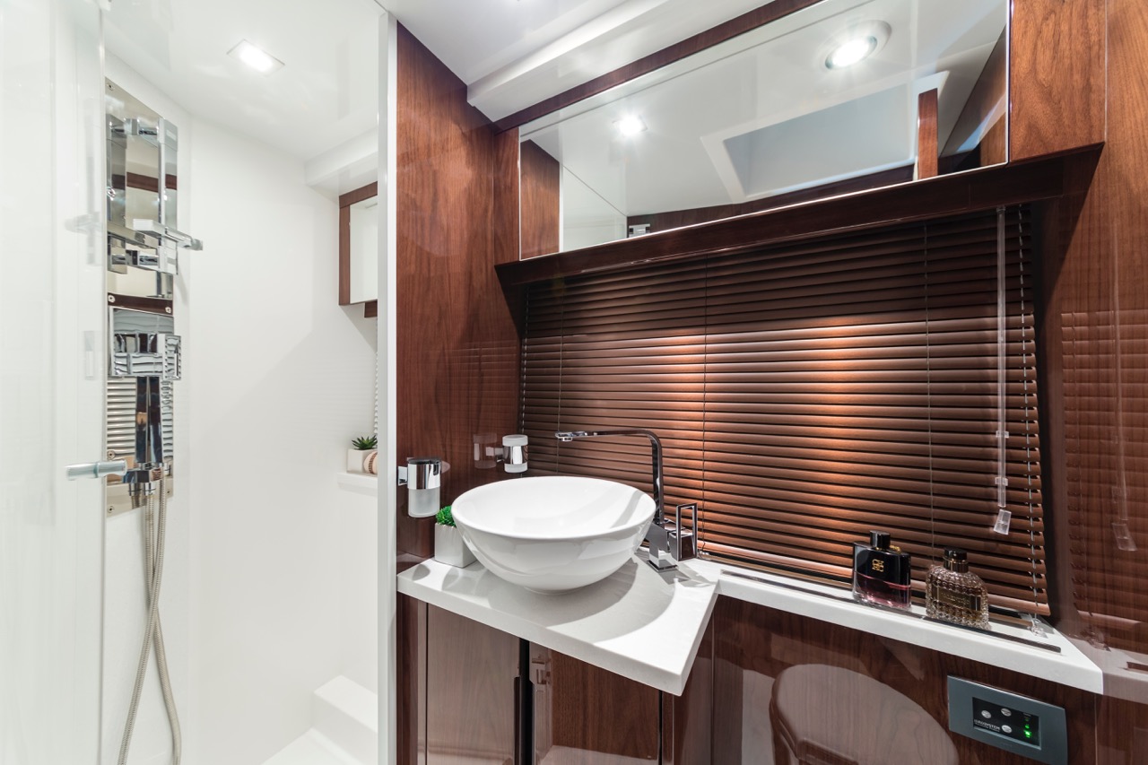 Galeon 460 FLY Internal image 23