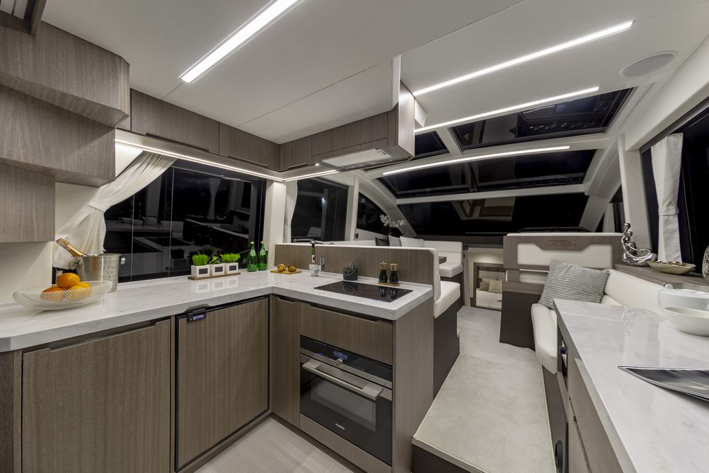 Galeon 470 SKYDECK Internal image 1