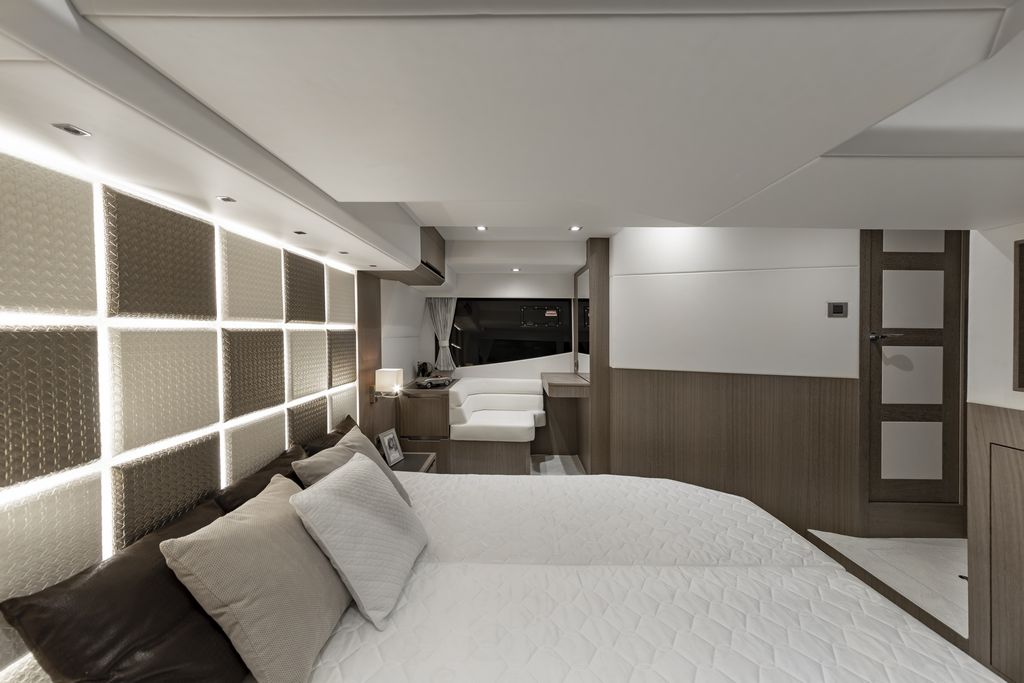 Galeon 470 SKYDECK Internal image 14