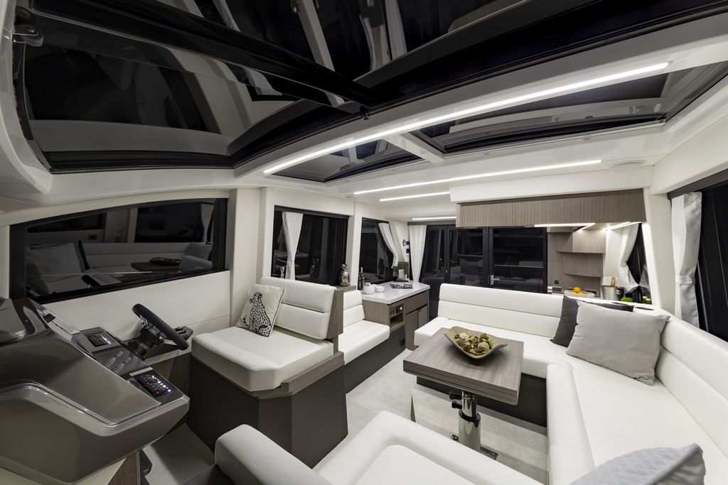 Galeon 470 SKYDECK Internal image 8