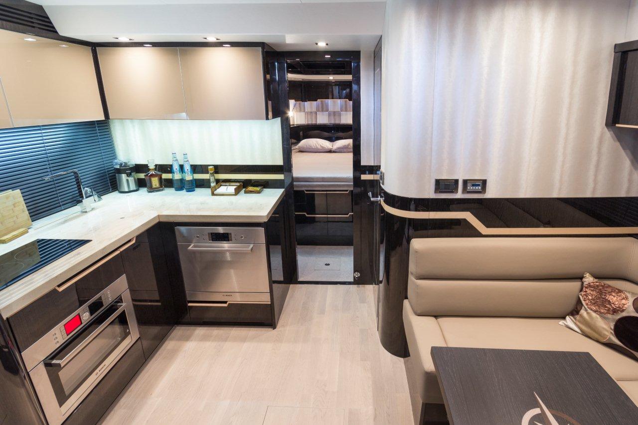 Galeon 485 HTS Internal image 13