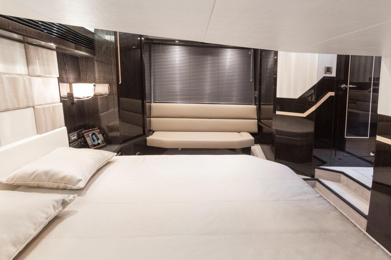 Galeon 485 HTS Internal image 18
