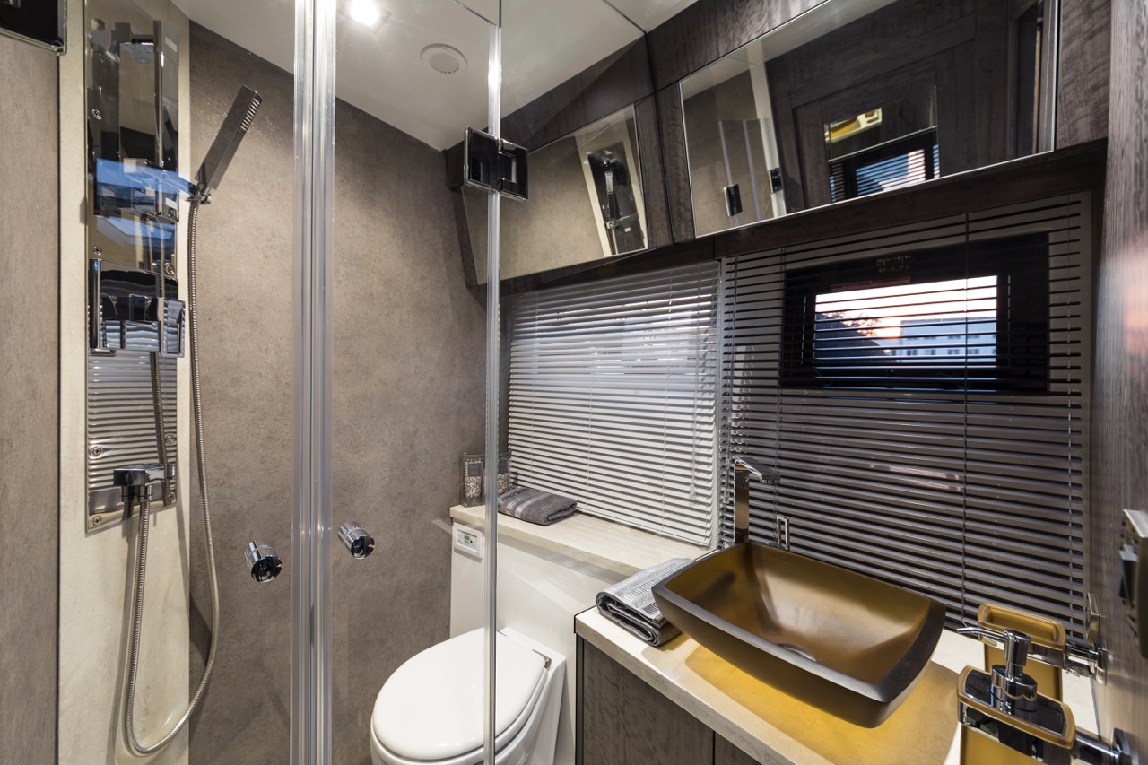 Galeon 510 SKYDECK Internal image 4