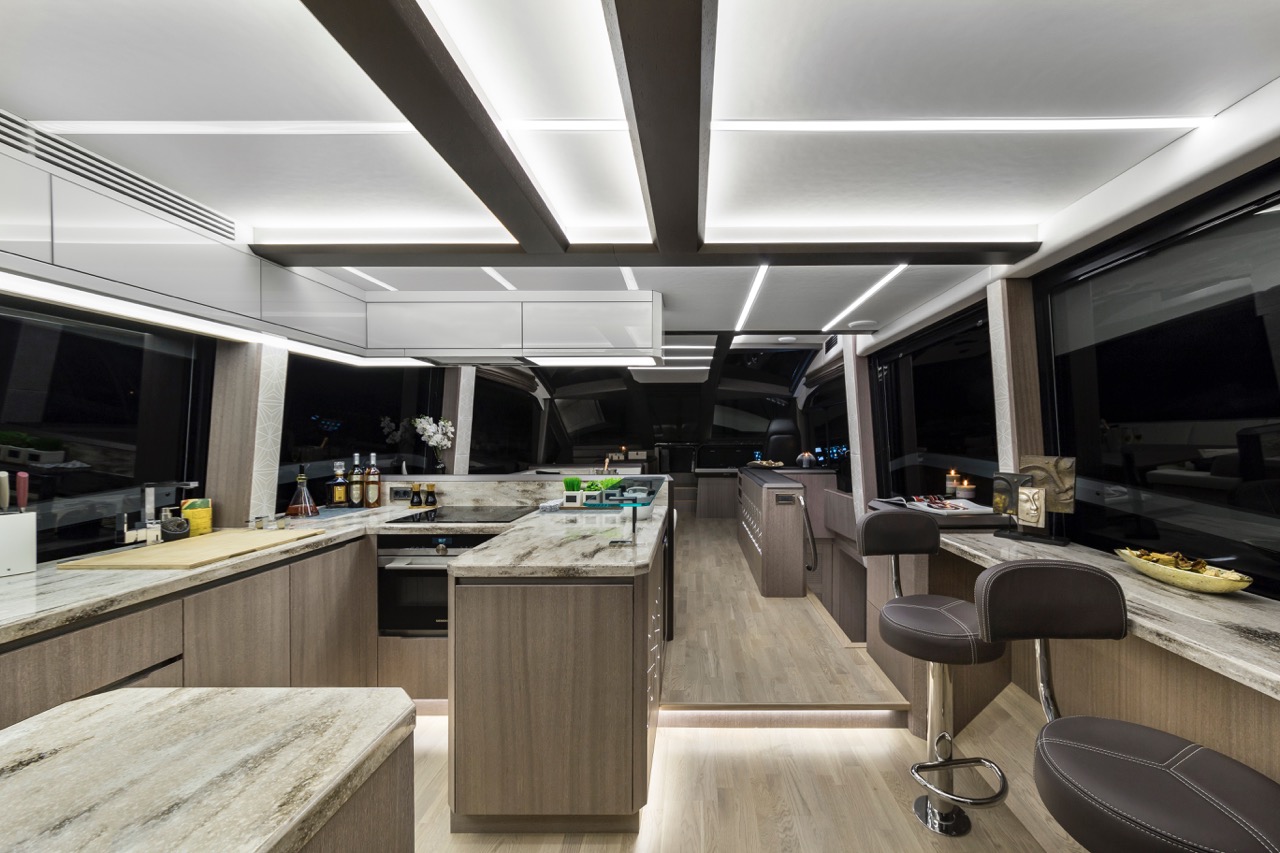 Galeon 640 FLY Internal image 12