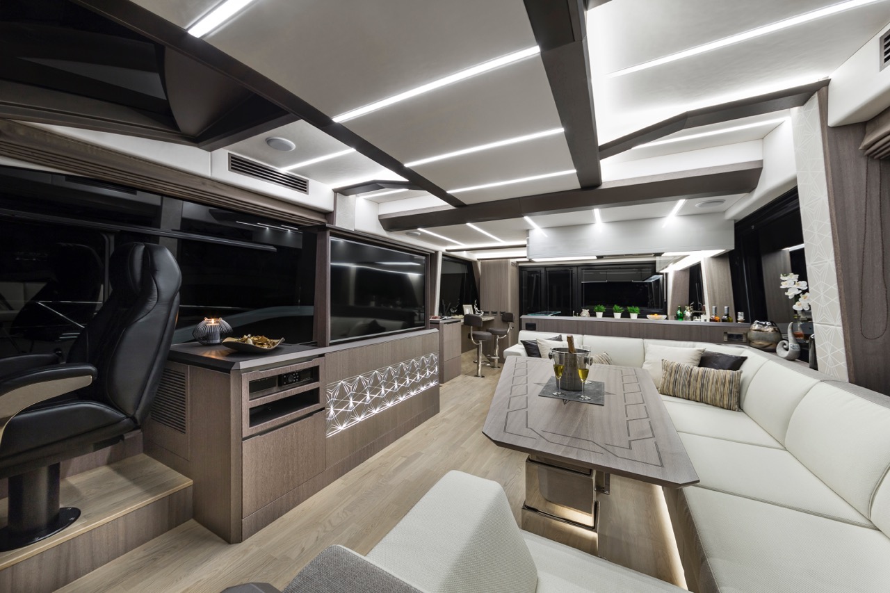 Galeon 640 FLY Internal image 16