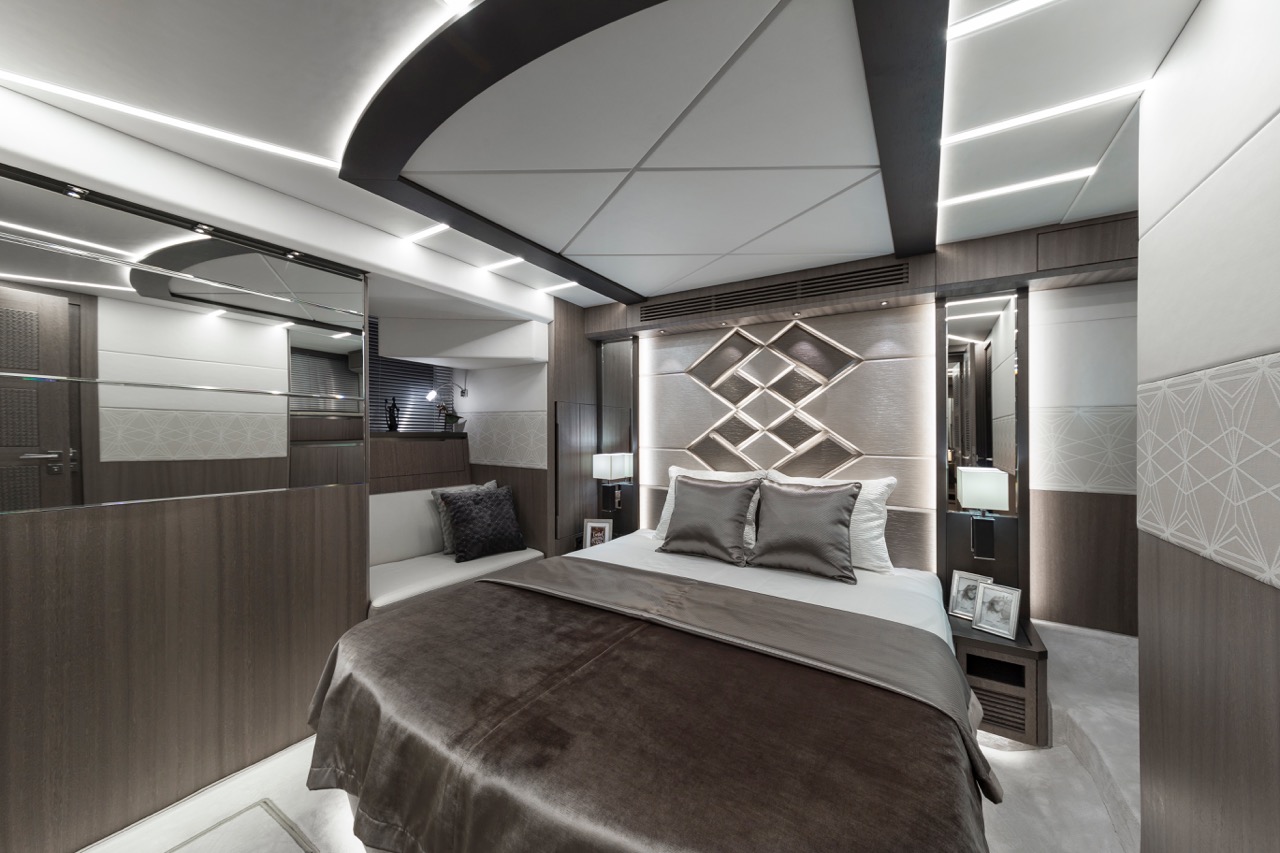 Galeon 640 FLY Internal image 20