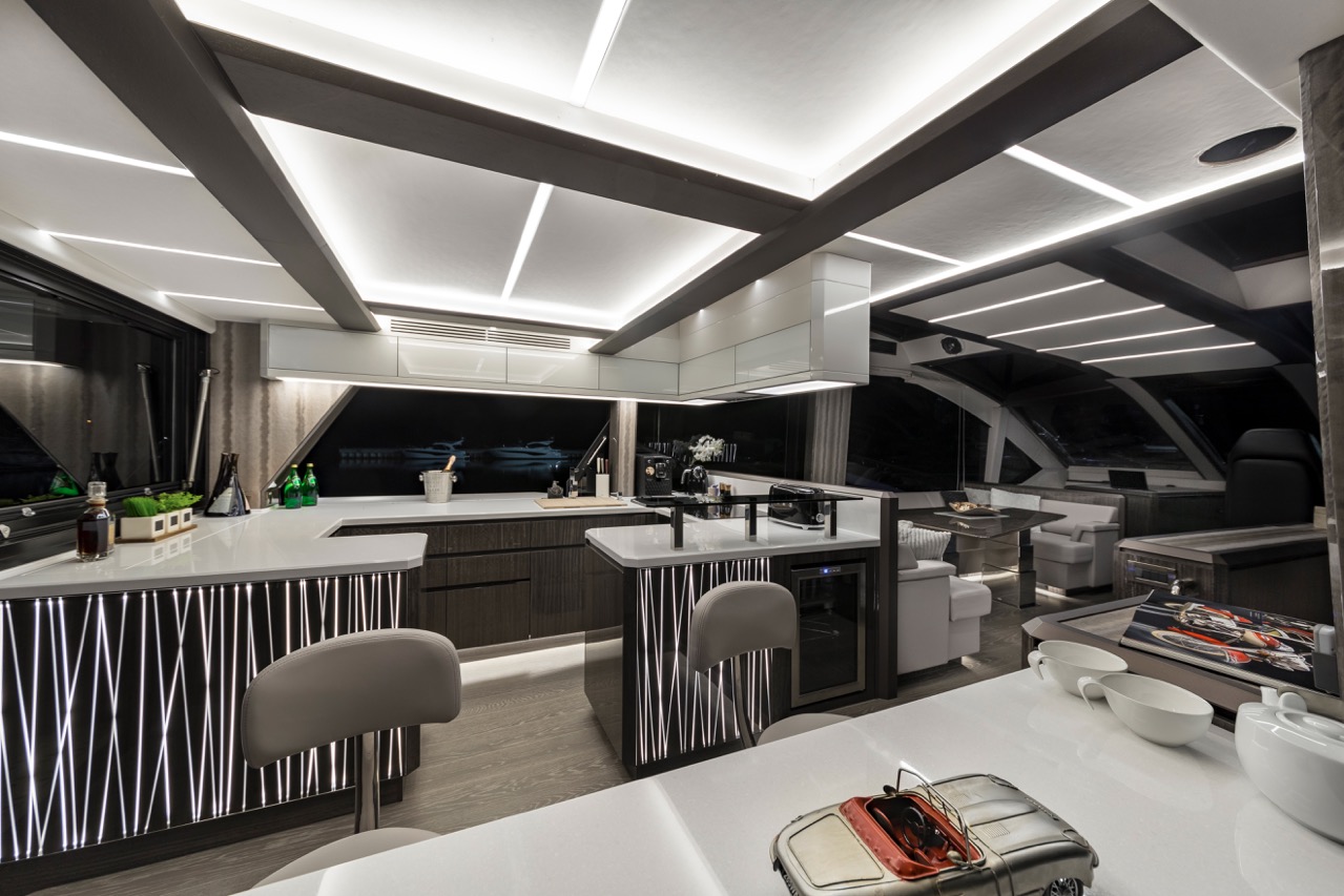 Galeon 650 SKY Internal 3