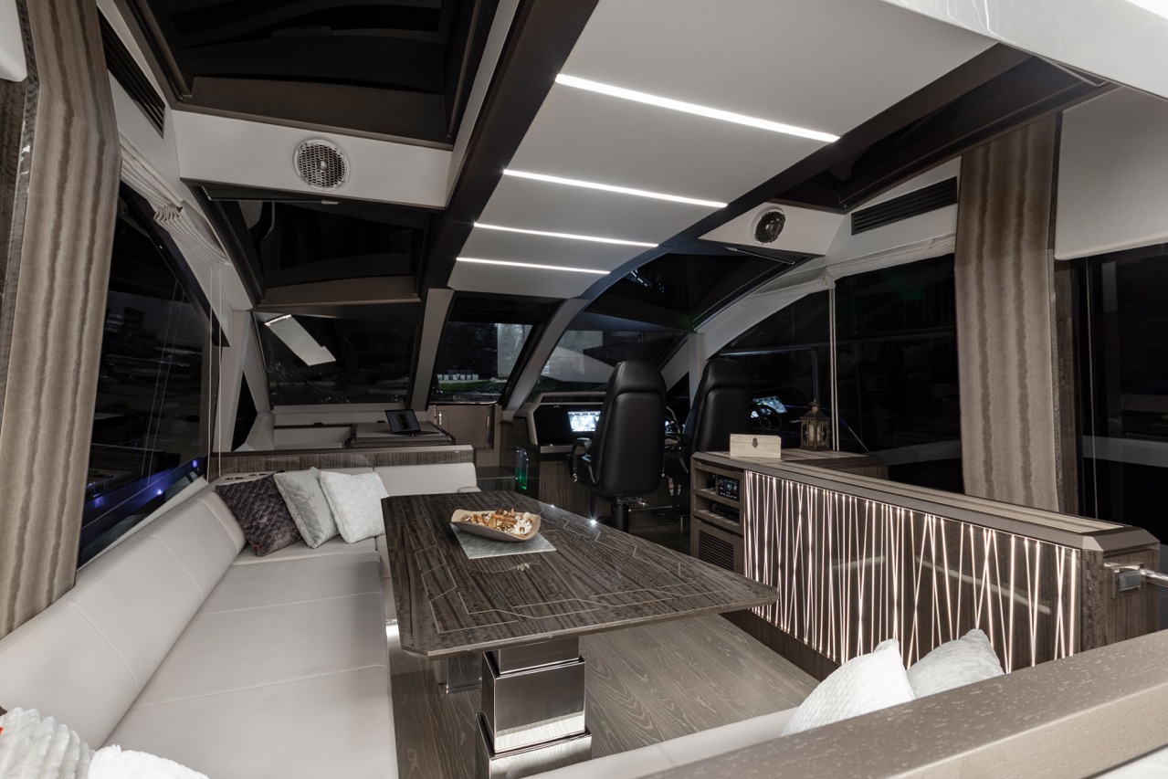 Galeon 650 SKY Internal 4