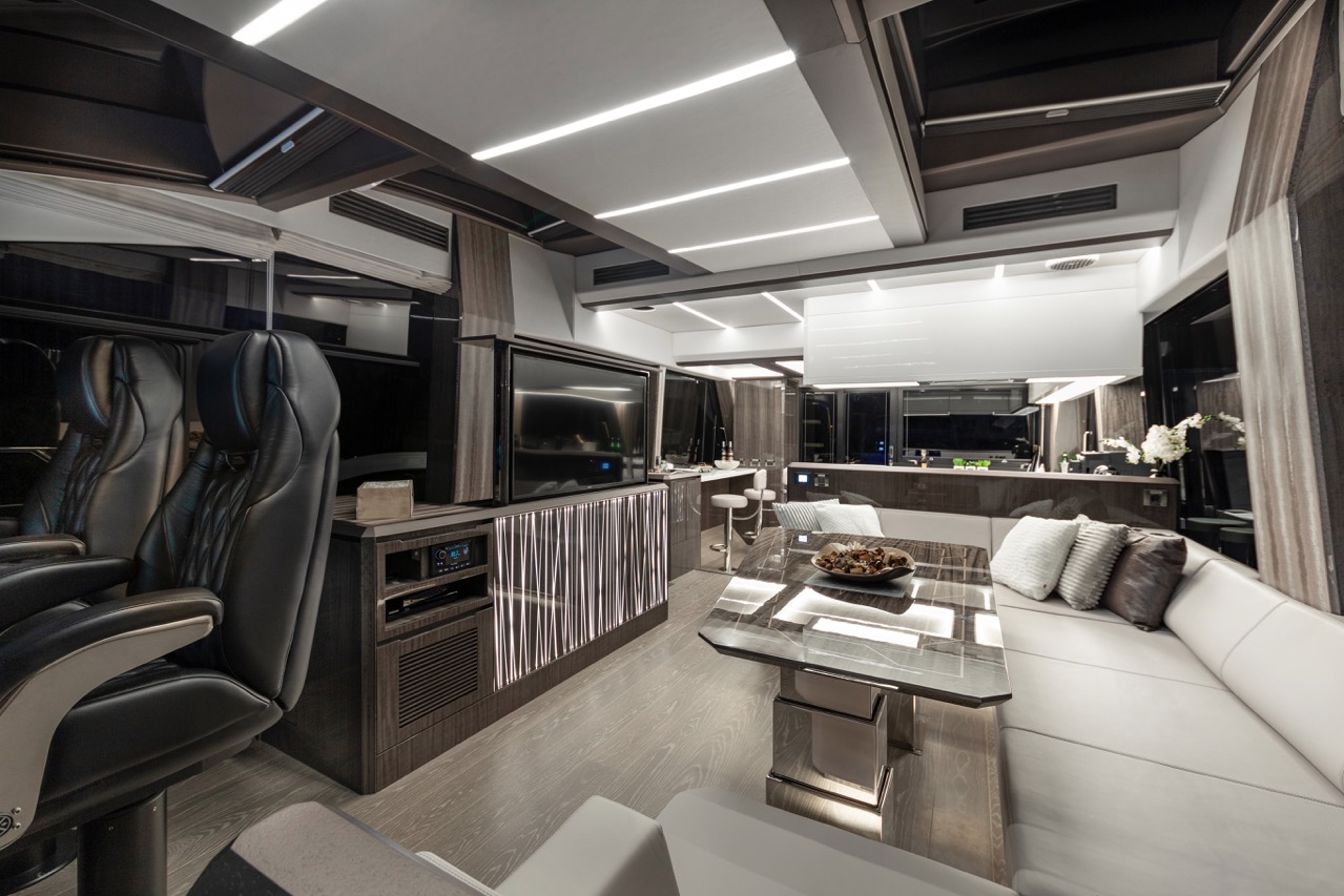 Galeon 650 SKY Internal 7