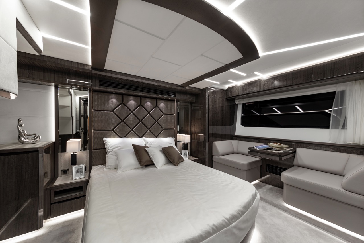 Galeon 650 SKY Internal 11