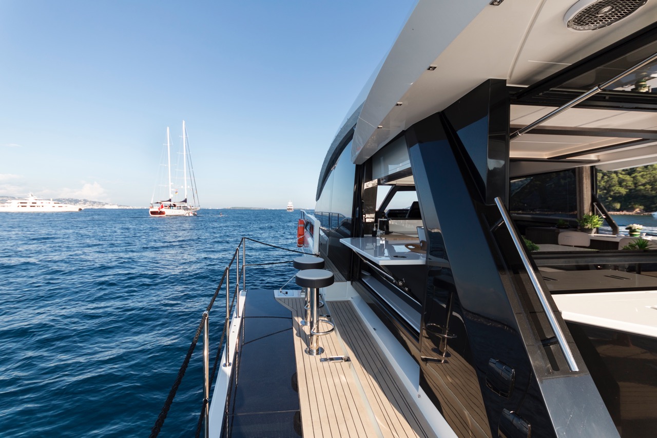  Galeon 12