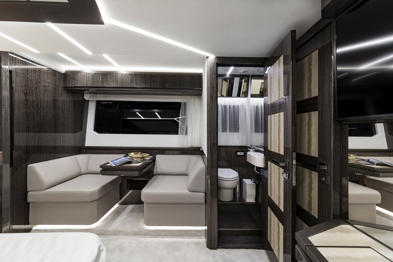 Galeon 650 SKY Internal 13