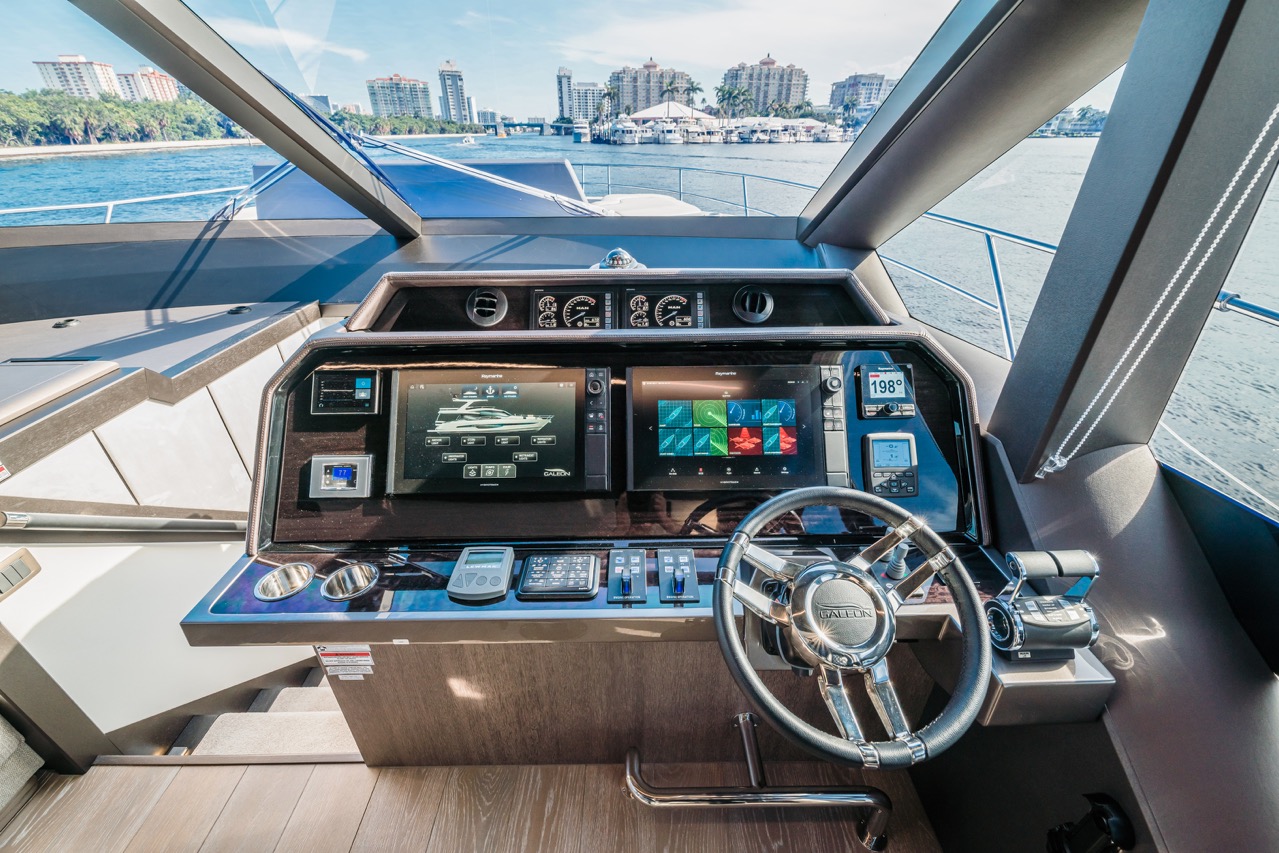 Galeon 680 FLY Internal image 30