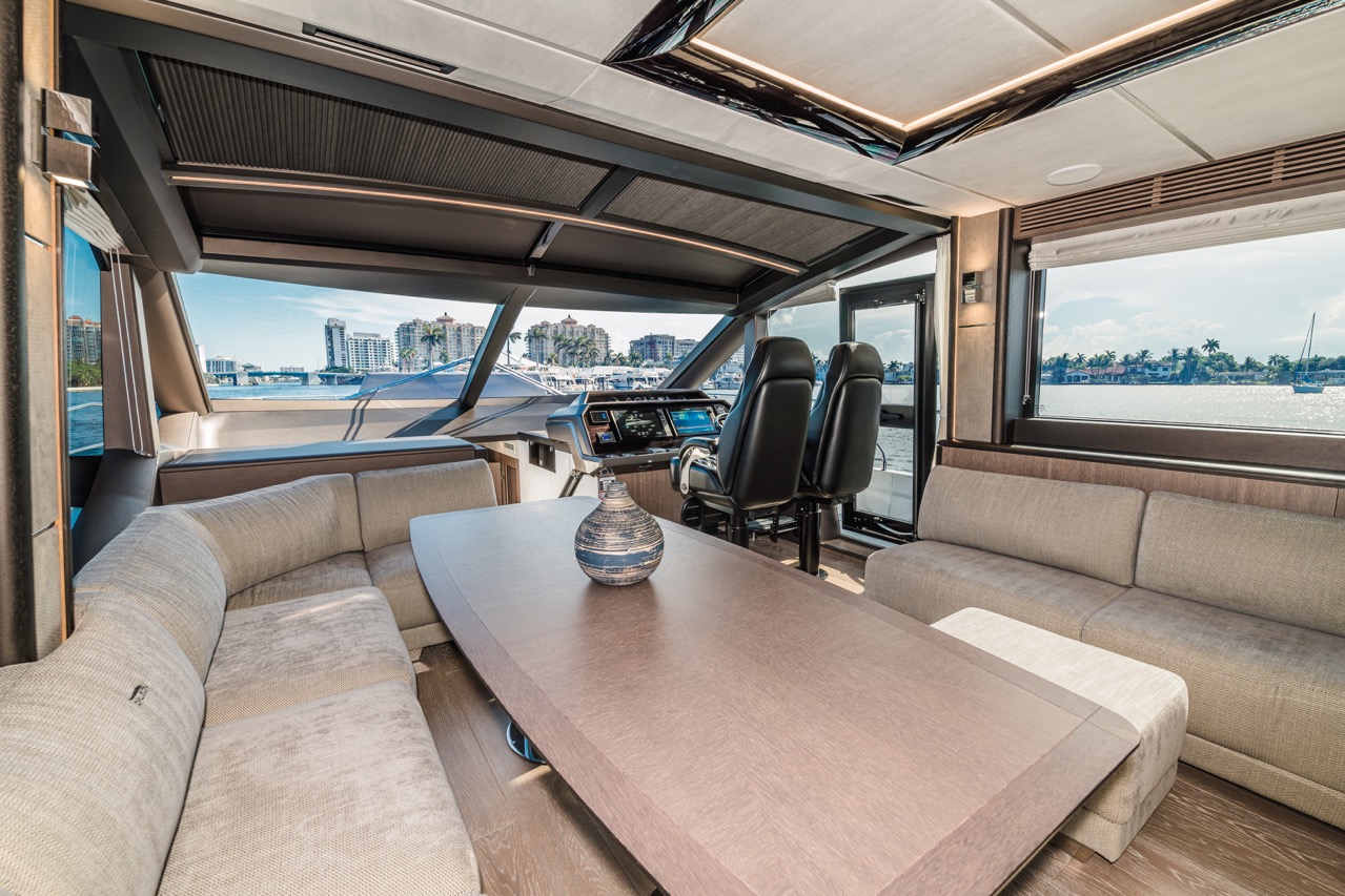 Galeon 680 FLY Internal image 35