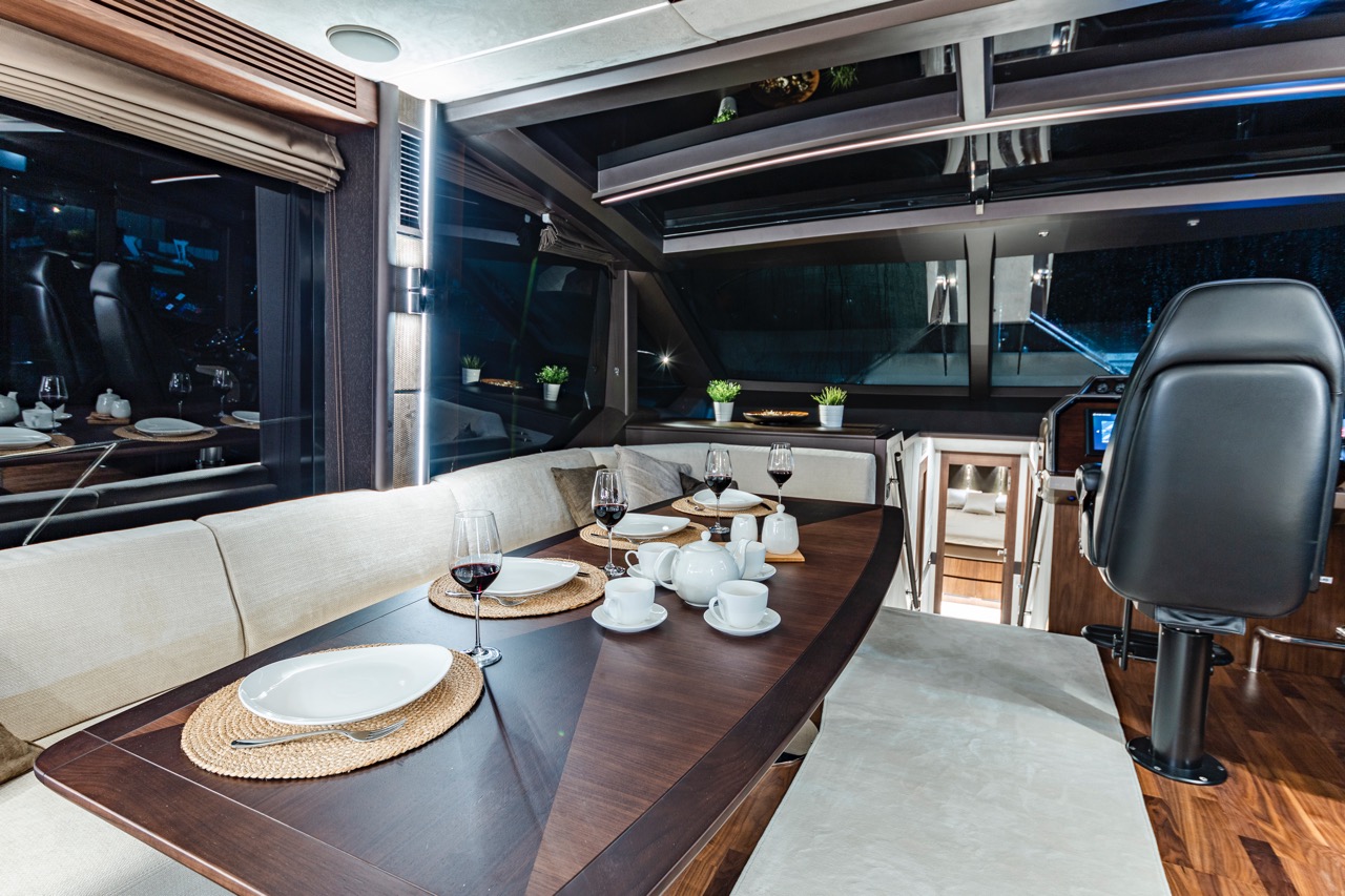 Galeon 680 FLY Internal image 19