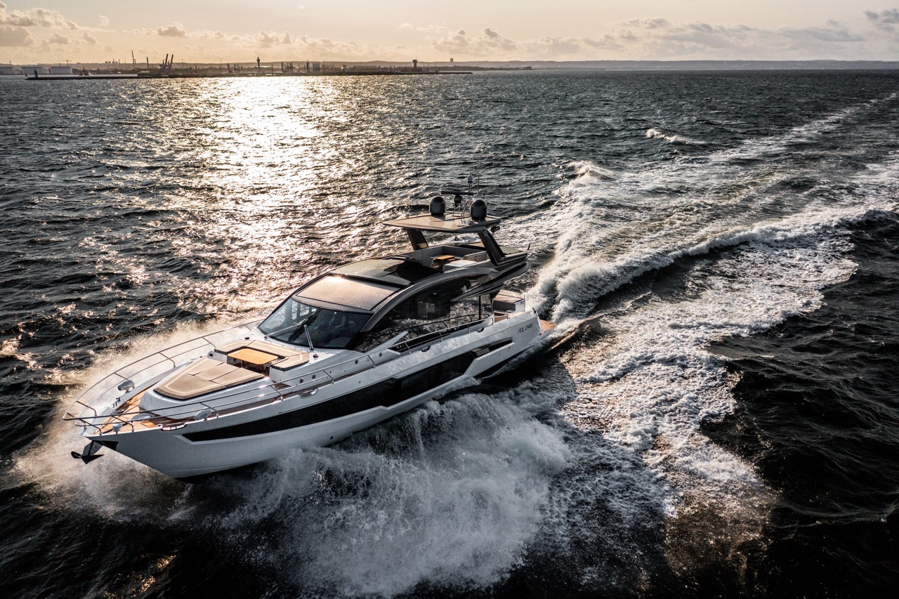 Galeon 700 SKYDECK External image 4