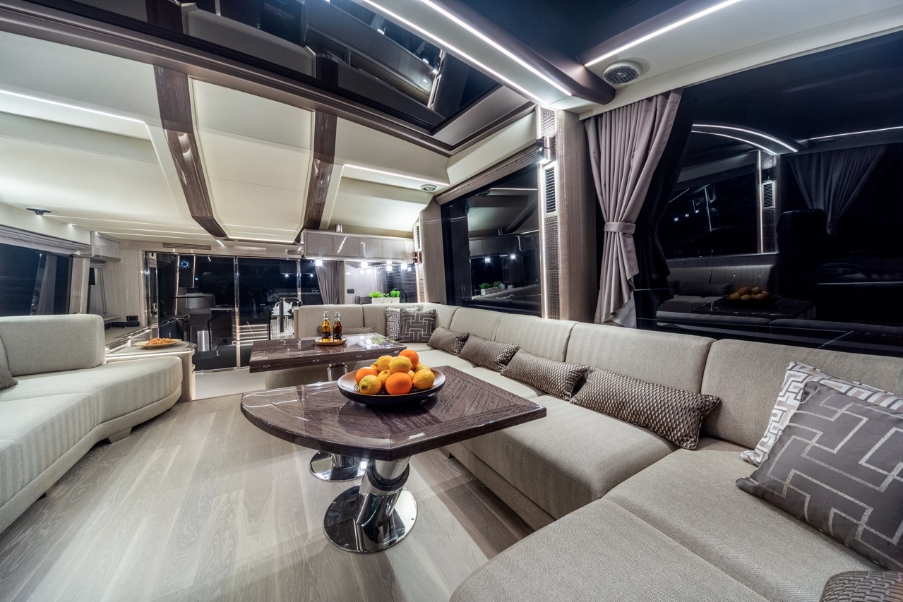Galeon 700 SKYDECK Internal image 4
