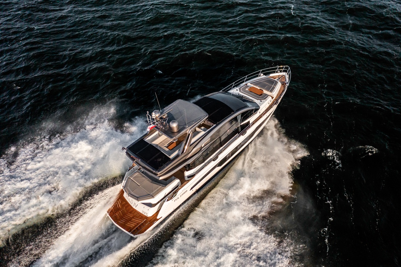 Galeon 700 SKYDECK External image 5